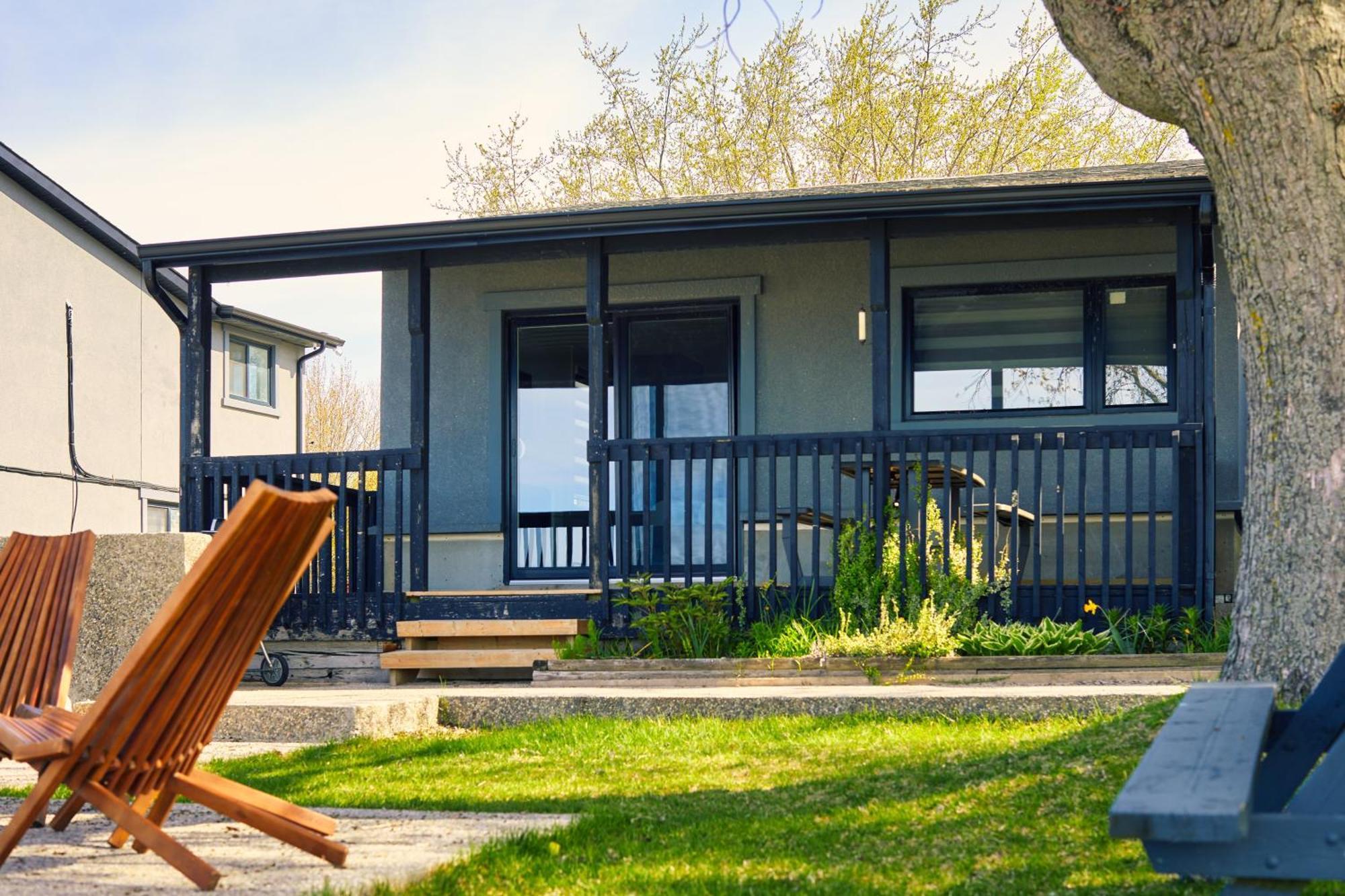 The Long Beach Resort - Beachfront Cottages & Townhouse Suites Wainfleet Eksteriør bilde