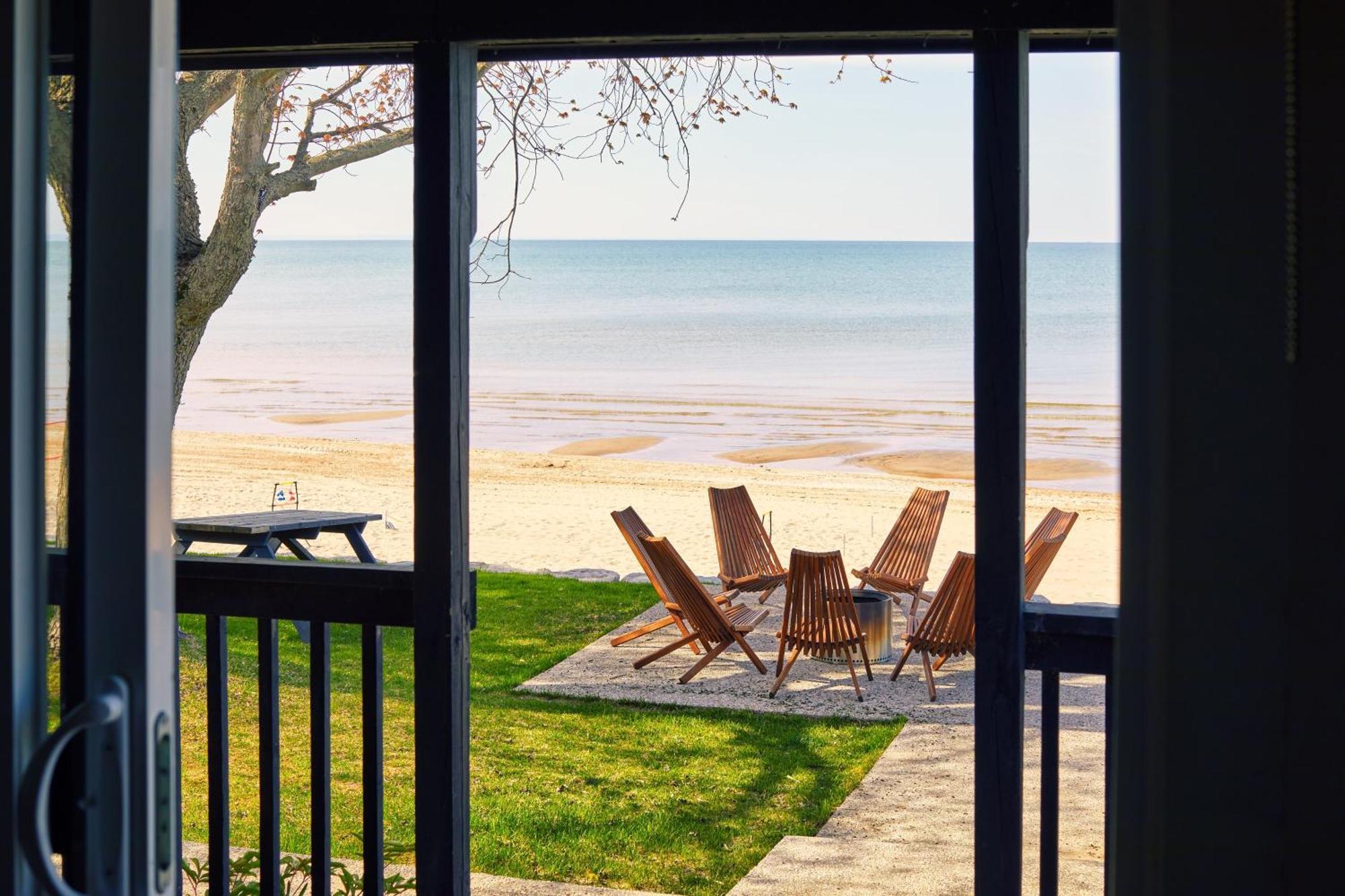 The Long Beach Resort - Beachfront Cottages & Townhouse Suites Wainfleet Eksteriør bilde