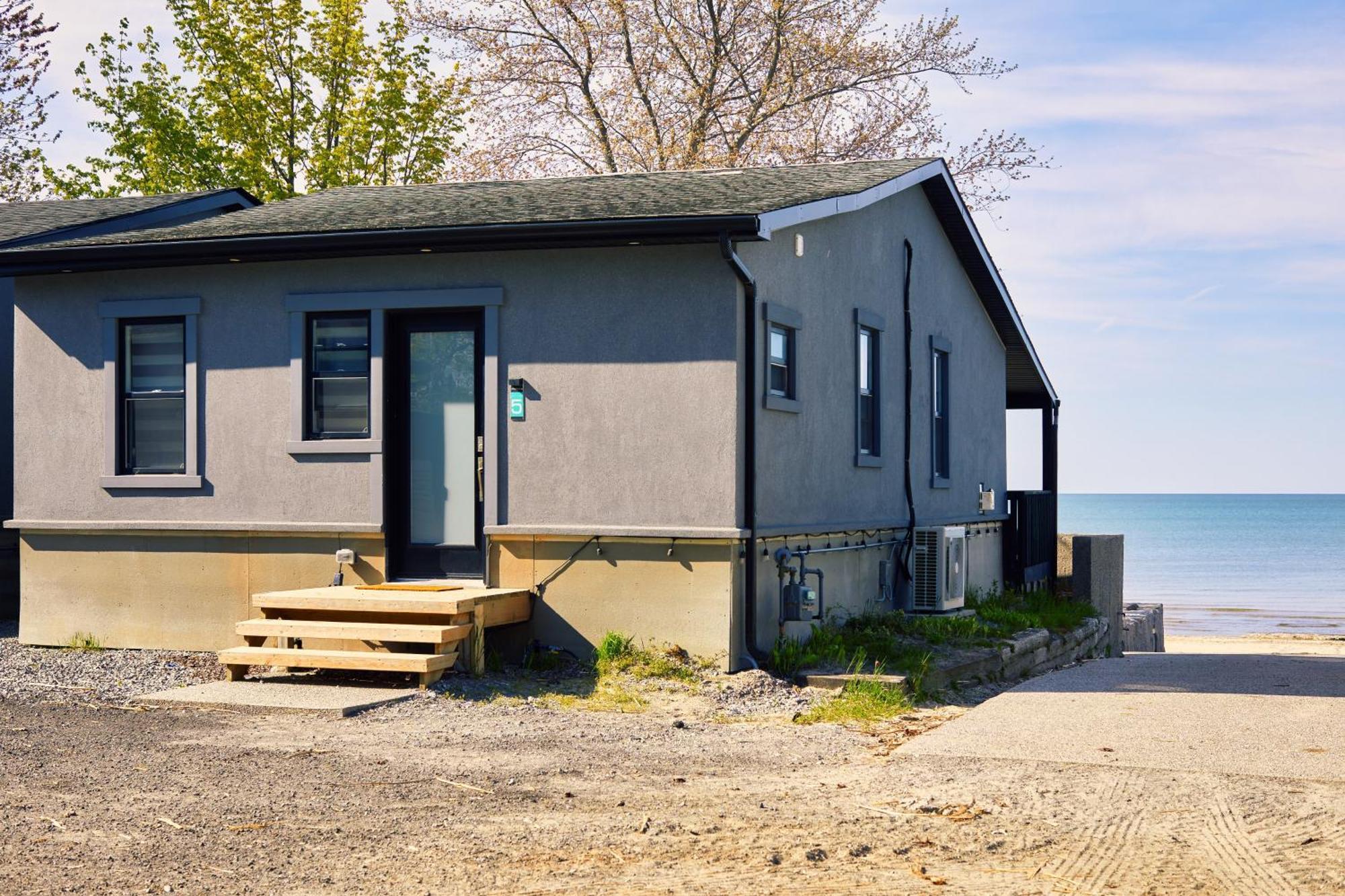The Long Beach Resort - Beachfront Cottages & Townhouse Suites Wainfleet Eksteriør bilde
